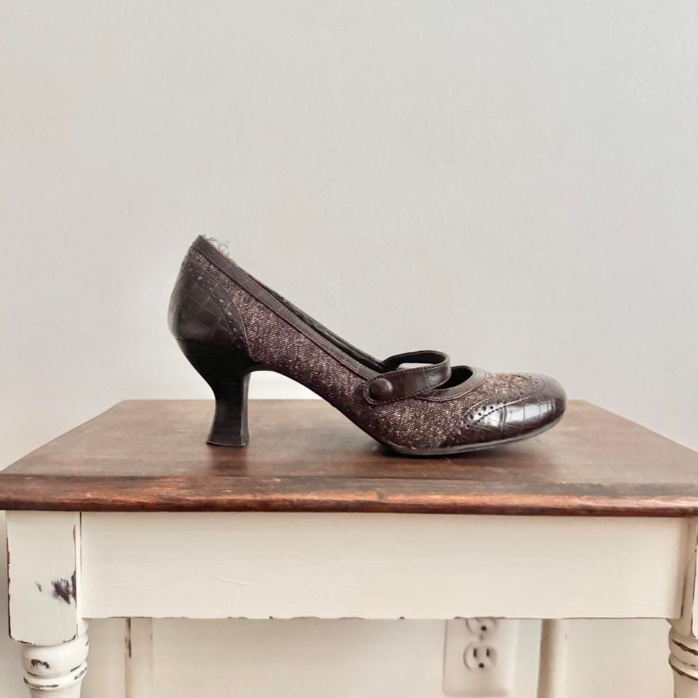 Y2K tweed and faux leather Mary Jane heel chocolate Brown size 8
